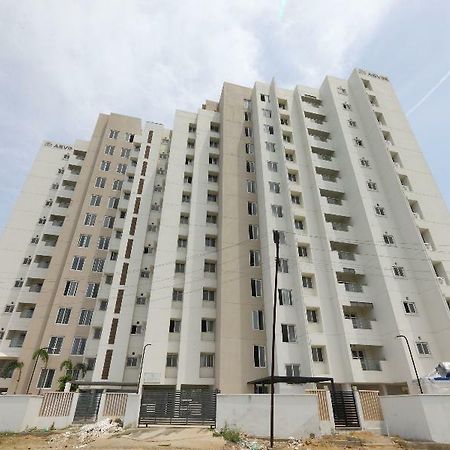 Oyo Flagship 14716 Omr Kelambakkam Hotel Csennai Kültér fotó