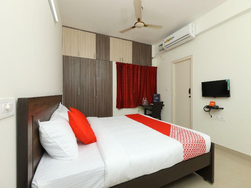 Oyo Flagship 14716 Omr Kelambakkam Hotel Csennai Kültér fotó